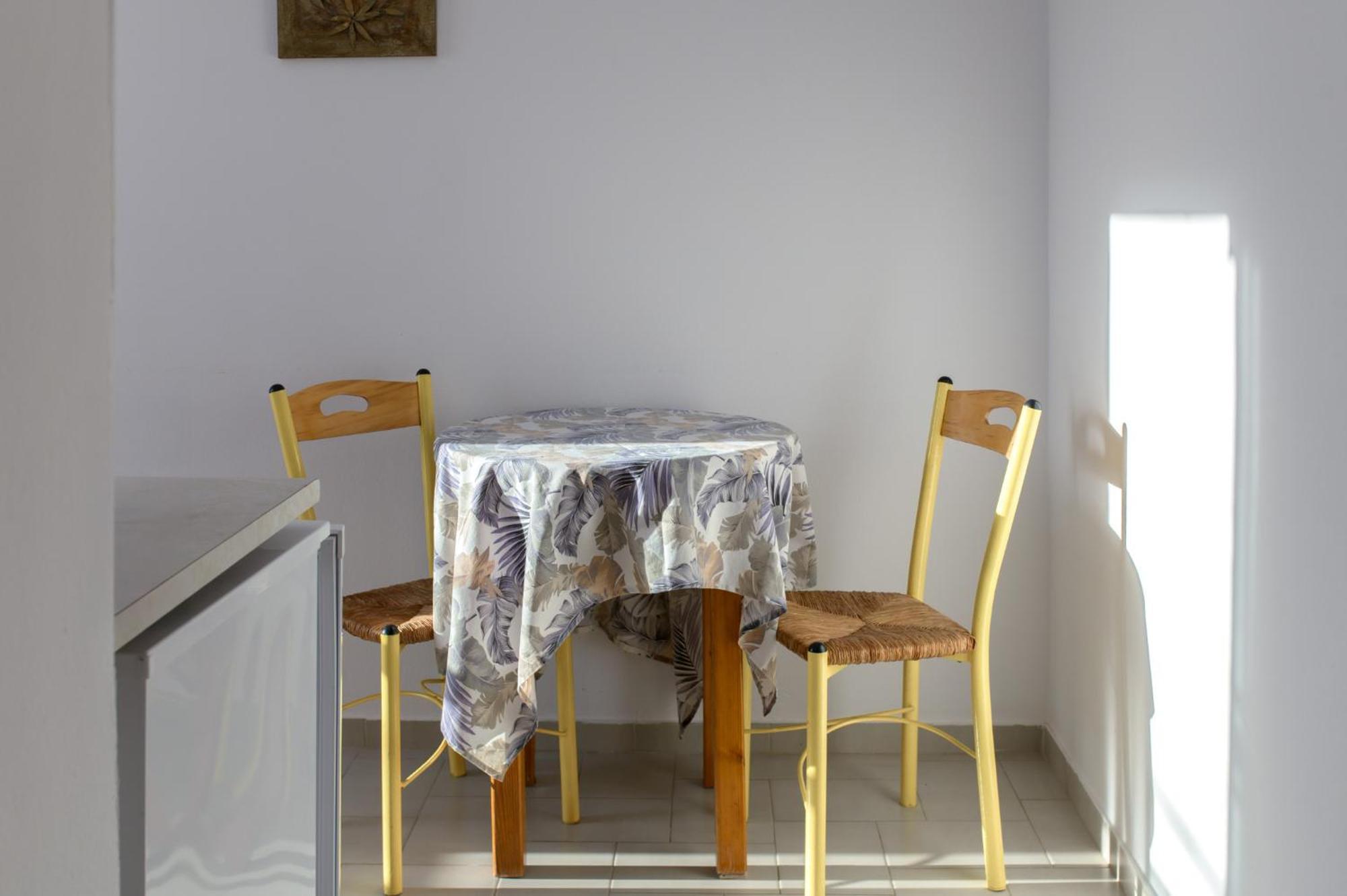 Haris Apartments Kokkini Hani Ngoại thất bức ảnh