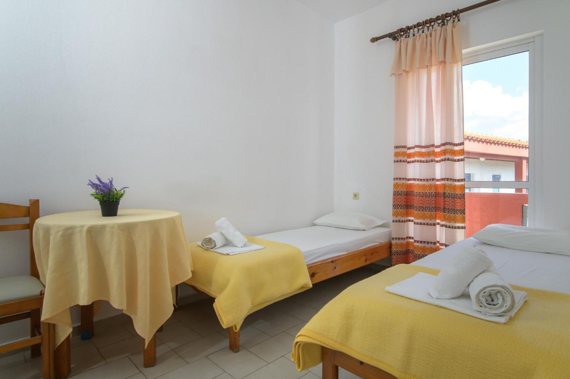 Haris Apartments Kokkini Hani Ngoại thất bức ảnh